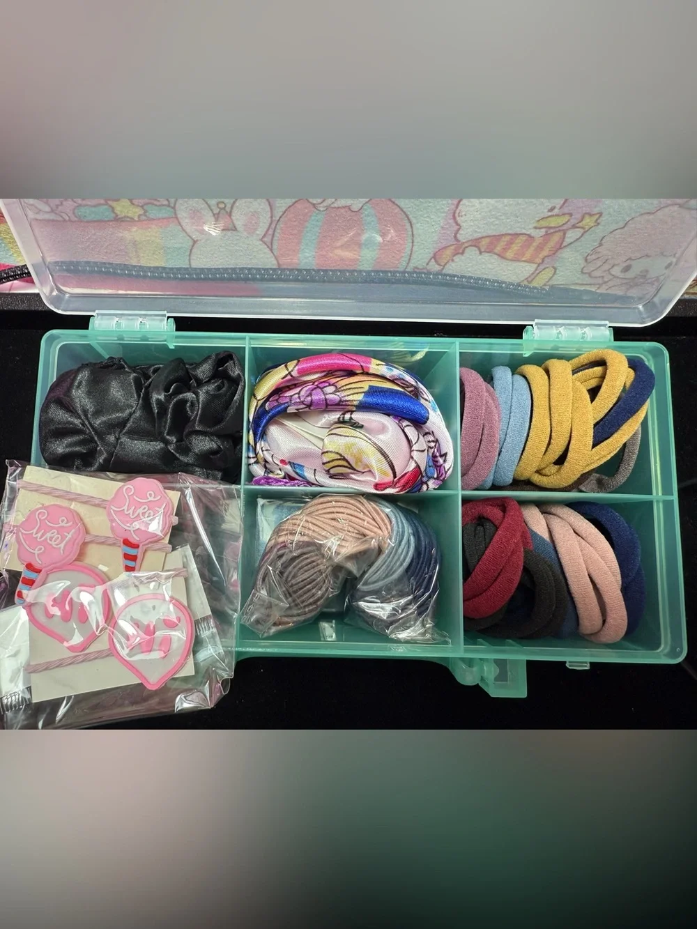 Green Multi-Compartment Hair Accessory Organizer - Assorted Colors